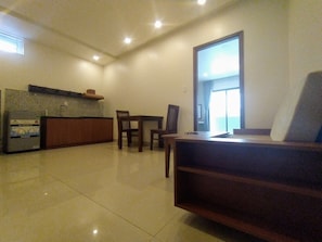 Fridge, microwave, cookware/dishes/utensils - Modern house (Nha Trang)