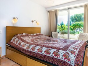 3 slaapkamers, een bureau, wifi