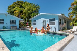 Outdoor pool - Wilton Manors, Cute Outdoor Space-New Bathroom, Pool 3 (Wilton Manors)