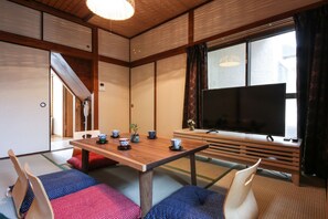 Private Vacation Home | Television - Sumida 4 chome (Tokyo)