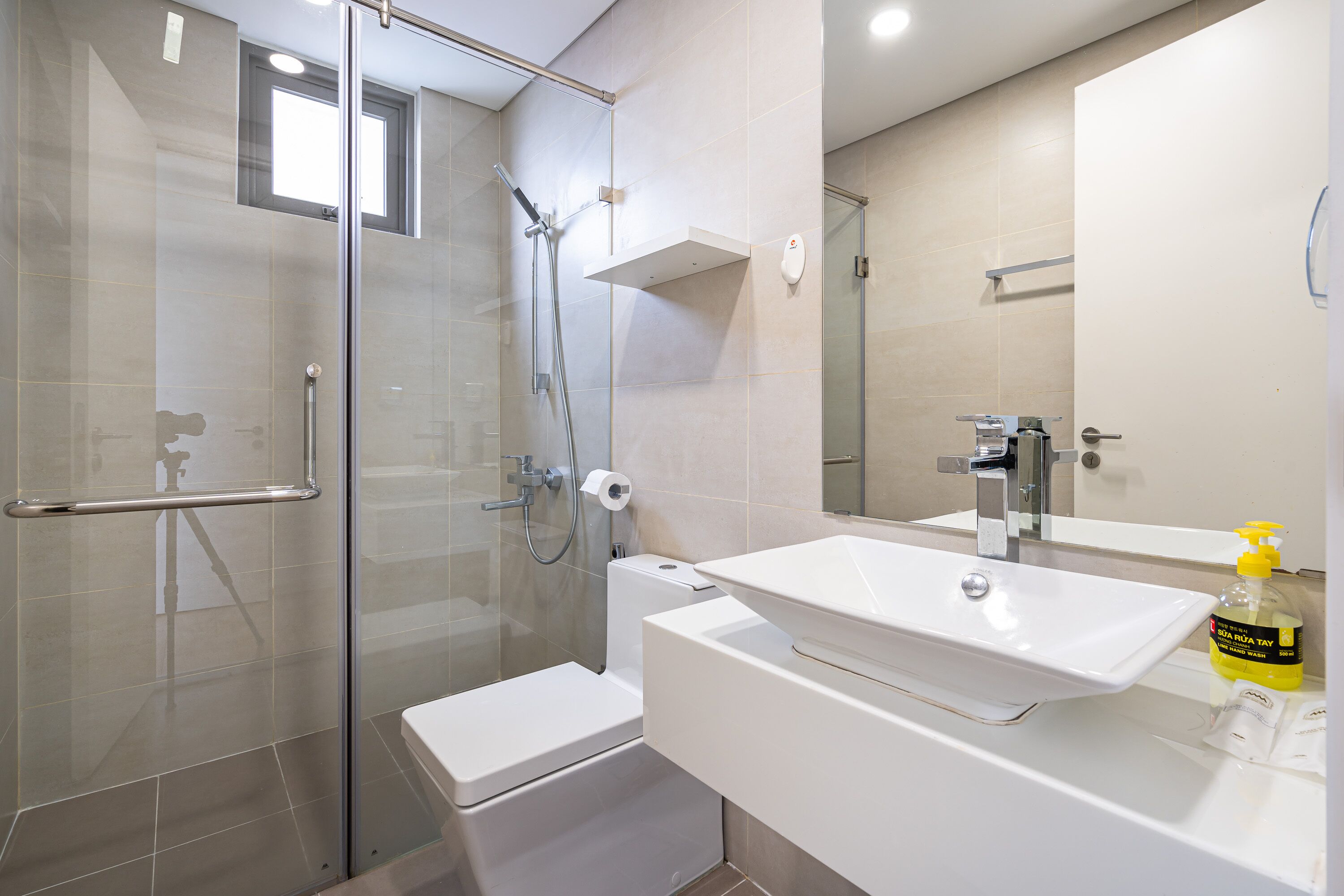 Free toiletries, hair dryer, bidet, towels