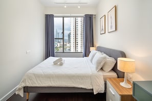 Apartment, 2 Bedrooms | Desk, laptop workspace, iron/ironing board, free WiFi