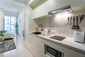 Luxury Apartment, 1 Bedroom | Private kitchen - Danny Home (Ho Chi Minh City)