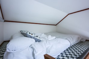 Casa (Private Vacation Home) | 5 quartos, ferros/tábuas de passar roupa, Wi-Fi de cortesia