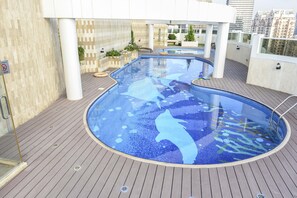 Piscine extérieure