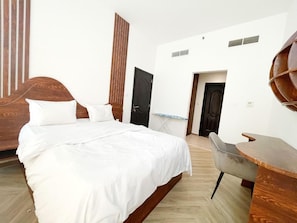 1 chambre, fer et planche à repasser, Wi-Fi gratuit, draps fournis