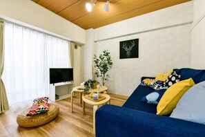 アパートメント (207) | リビング エリア | 薄型テレビ