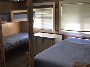 1 Schlafzimmer, Internetzugang