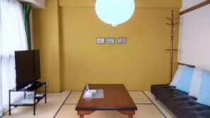 Room (307) | 2 bedrooms, iron/ironing board, free WiFi - Heights Showa 307 (Sapporo)