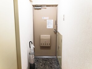 Interior entrance - Heights Showa 307 (Sapporo)