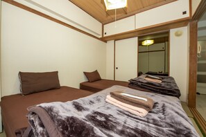 Room (503) - Heights Showa 503 (Sapporo)