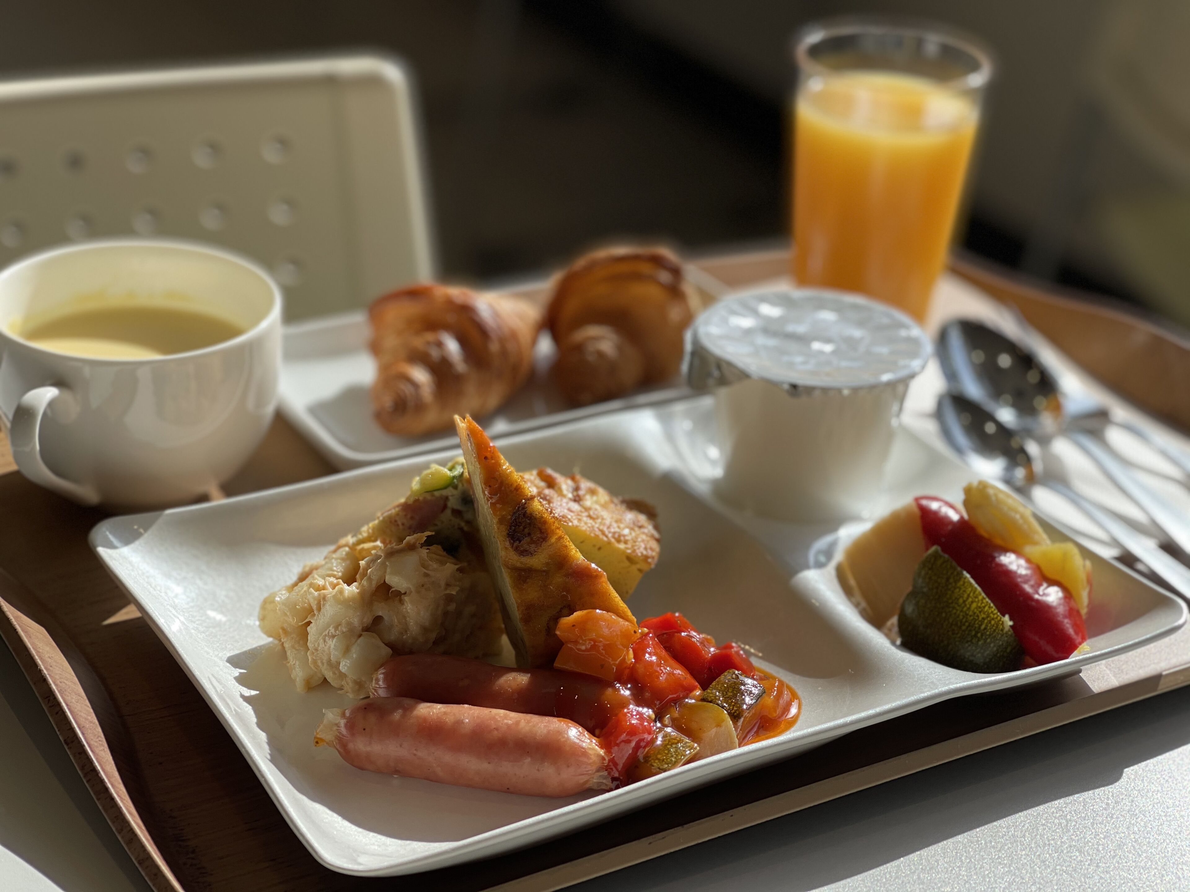 daily buffet breakfast (jpy 500 per person)