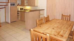 Uklassifisert bilde, 5 av 16, knapp