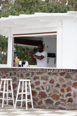 Bar accanto alla piscina