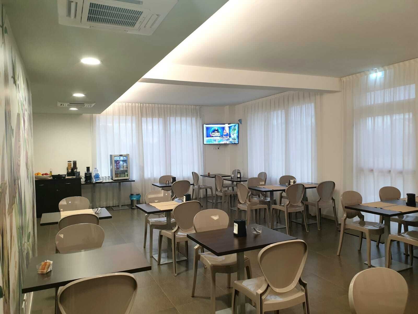 Colazione (7.5 EUR a persona)