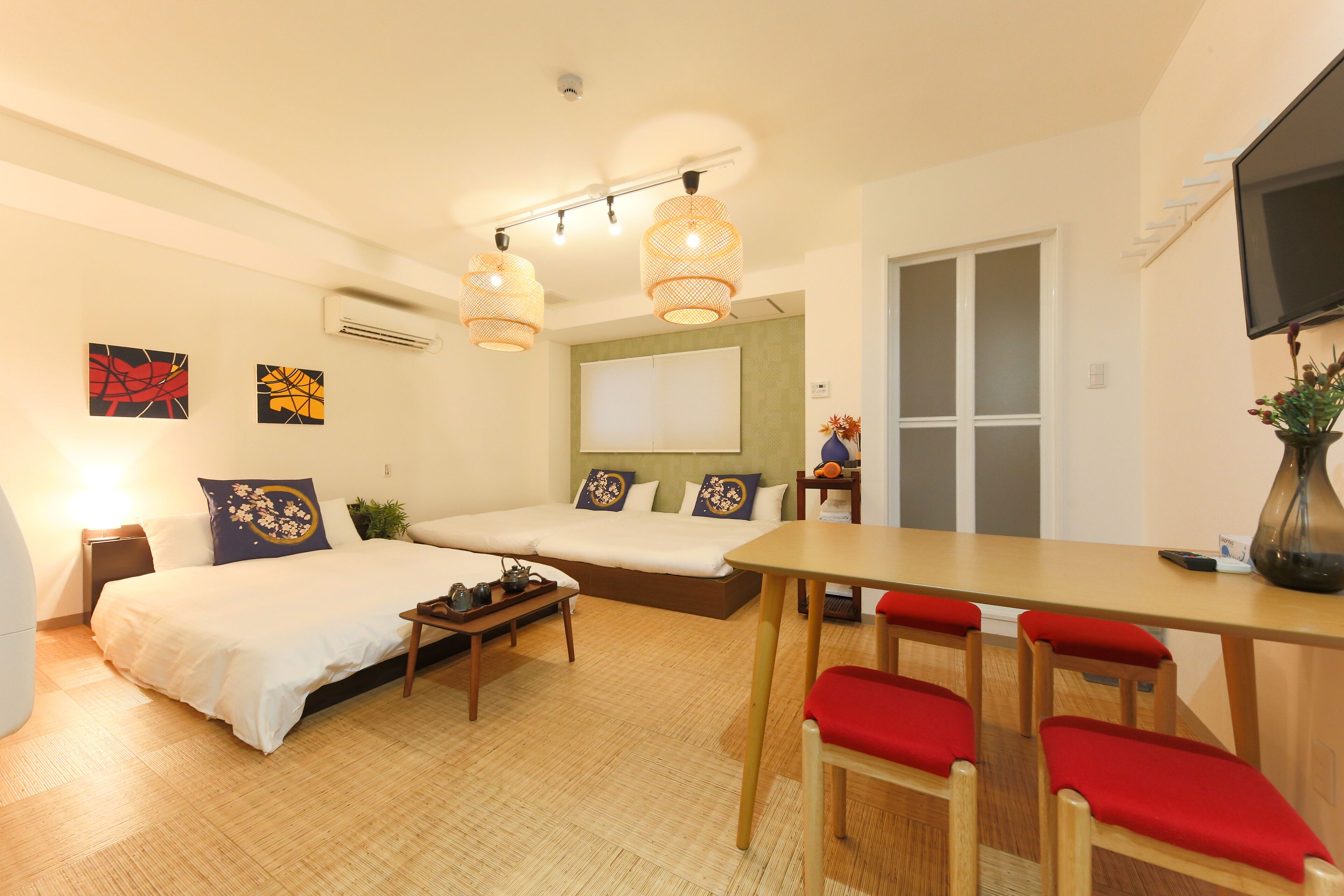 Iron/ironing board, free WiFi