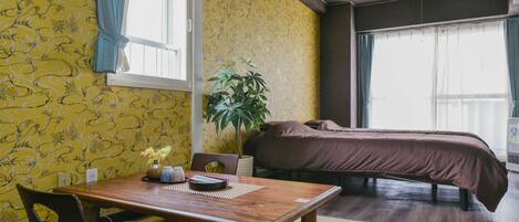 Room (601) | 1 bedroom, iron/ironing board, free WiFi