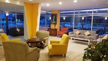Sala de estar en el lobby