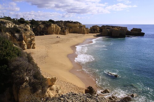 14th floor apartment with sea view, 200m from the beach