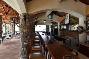 Bar (en la propiedad)