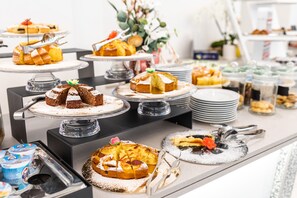 Ilmainen päivittäinen buffetaamiainen 