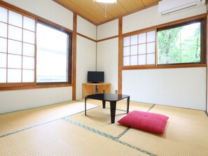 Chambre Simple (Japanese-style,4.5-5 tatami mats) | Wi-Fi gratuit, draps fournis