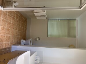 Hair dryer, towels