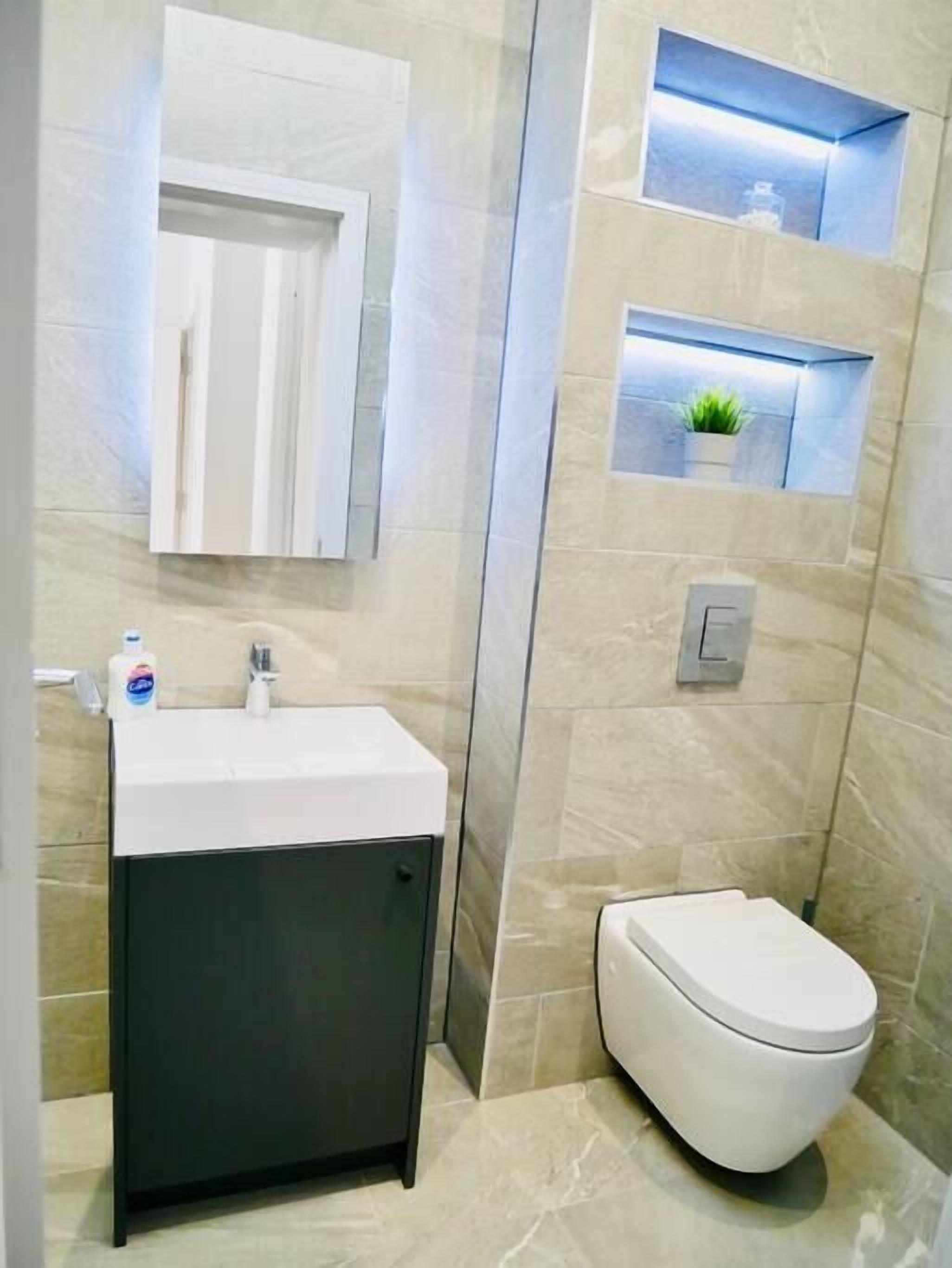 Hair dryer, towels