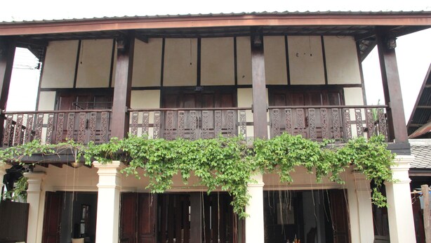 Pintu masuk hartanah