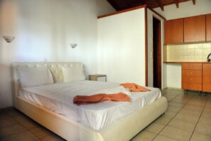 Tempat tidur bayi gratis, Wi-Fi gratis, dan seprai linen