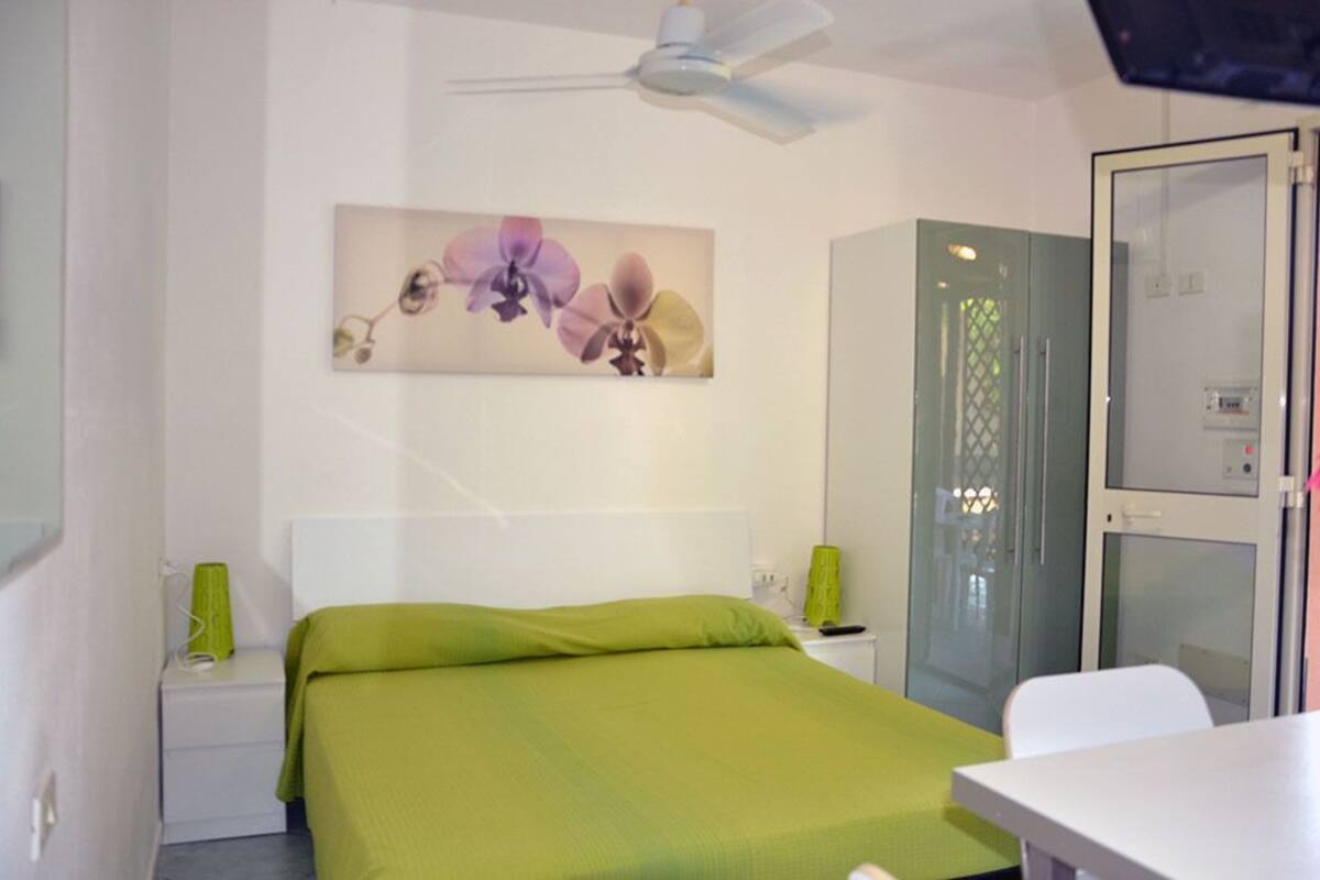 Studio (Giglio) | Barnesenger (inkludert)