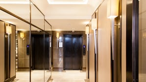 Ảnh chưa phân loại, 5 trong số 71 ảnh, nút