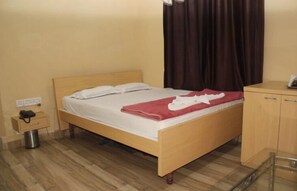 Deluxe Room | WiFi (free) - Hotel Shakun (Durg)