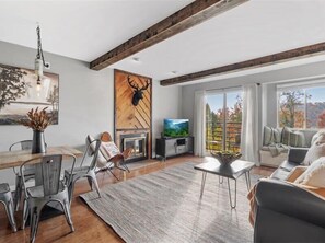 TV, fireplace, offices