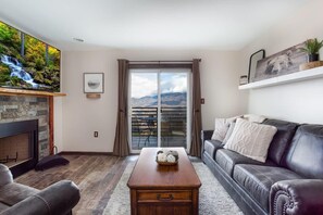 TV, peis, strømmetjenester og kontorer