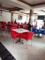 Desayuno continental incluido todos los días 