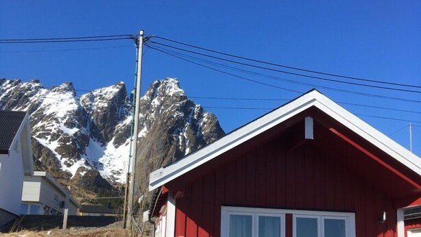 Front of property - Sjøstrand Rorbuer (Vestvågøy)