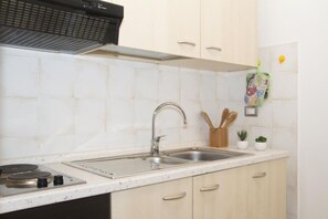 Private kitchen - Gattinara Residence - two-room apartment 6 (Savigliano)