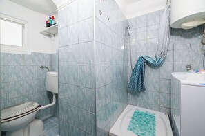 Appartement (A1) | Salle de bain | Douche