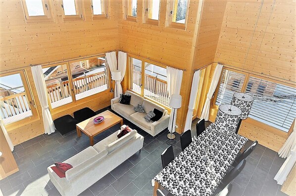 Stuga - 5 sovrum | Vardagsrum | Tv och dvd-spelare