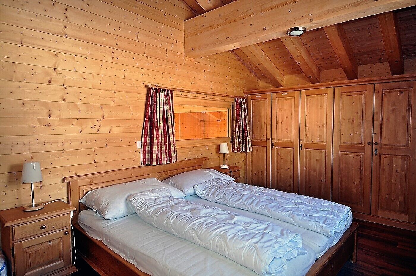 Chalet, 5 Bedrooms | Free WiFi, bed sheets