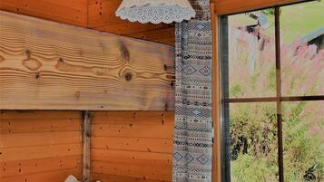 Apartment, 2 Bedrooms | Free WiFi