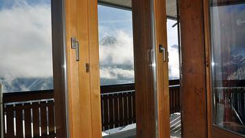 Apartment, 2 Schlafzimmer | Balkon