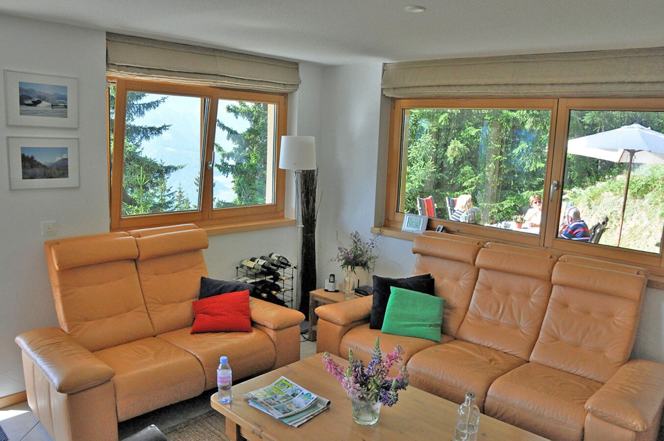 Departamento, 3 habitaciones | Área de sala de estar | Televisión y reproductor de DVD 