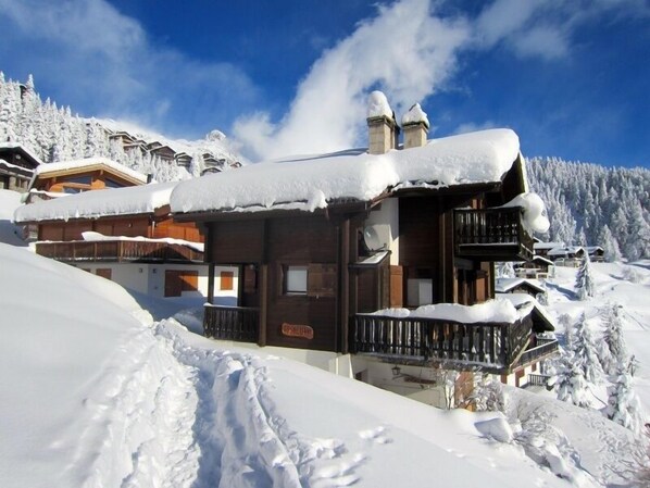 Exterior - Don Giovanni (Bettmeralp)