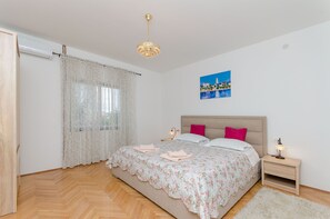Apartment (A1)