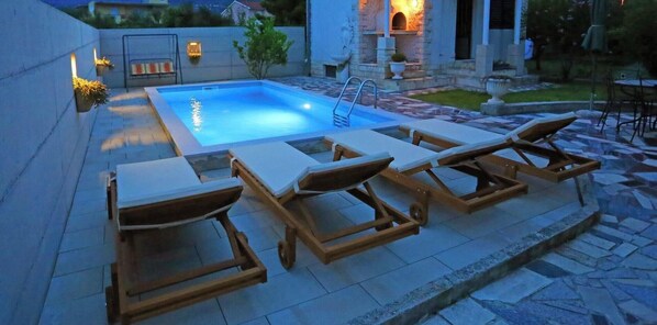 Outdoor pool - Apartment Ana With Private Pool (Solin)