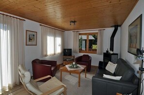 Apartment, 3 Bedrooms | Living room | TV, DVD player - Harpa OG (Bettmeralp)