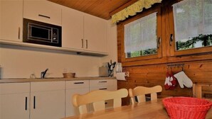 Leilighet, 2 soverom | Spiseområde på rommet