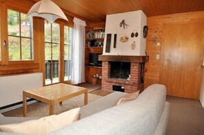 Apartment, 2 Schlafzimmer | Wohnbereich